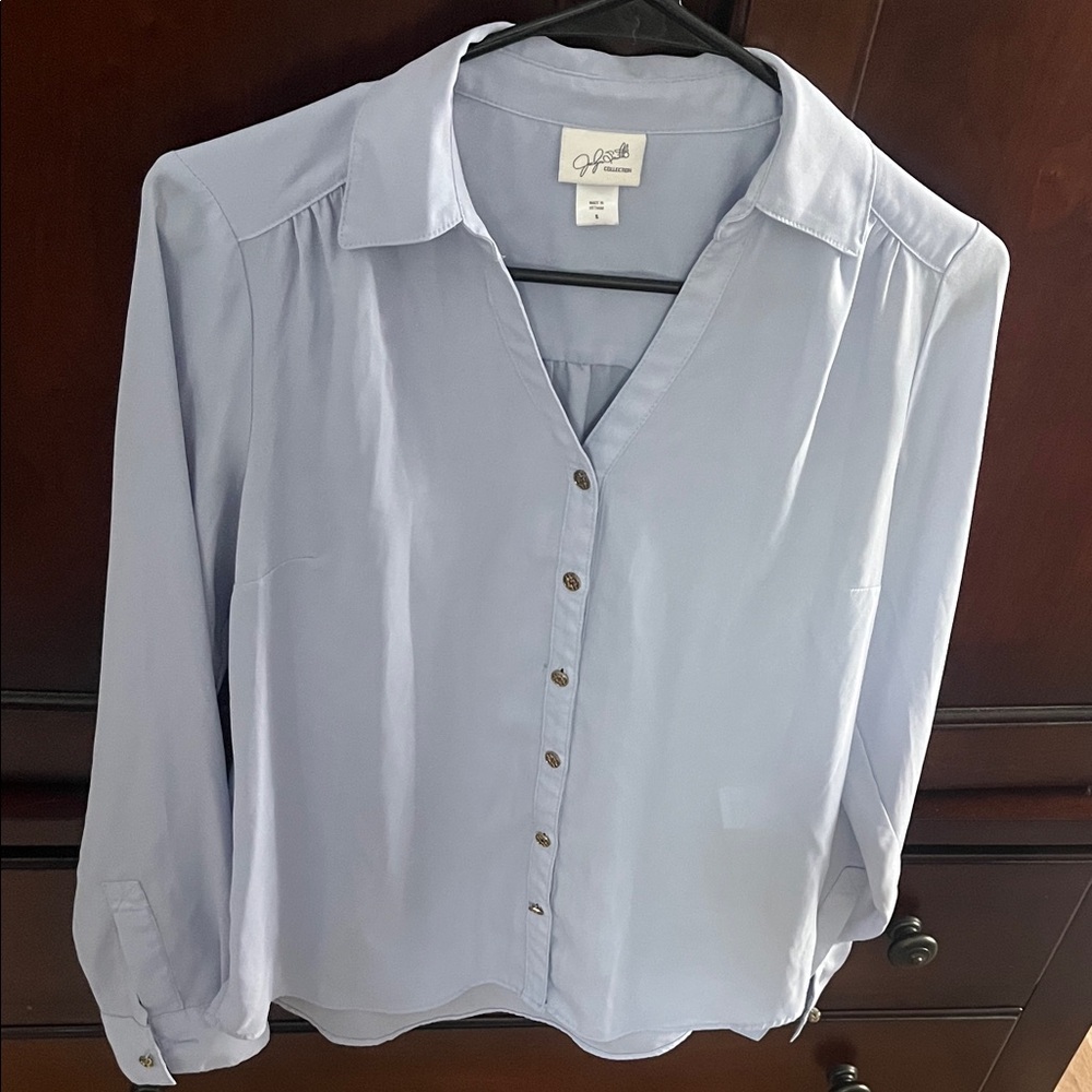 Jaclyn Smith Light Blue Women's Button-Down Shirt